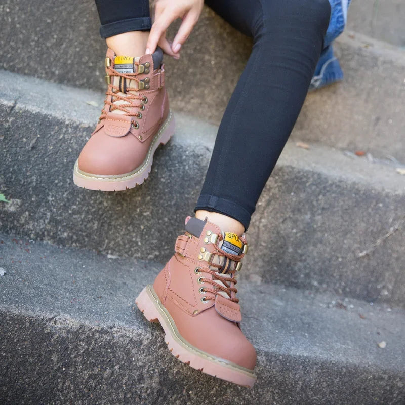 Genuine Leather Unisex Ankle Military Trekking Boots – Yellow Designer Tactical Outdoor Work Sneakers for Men.